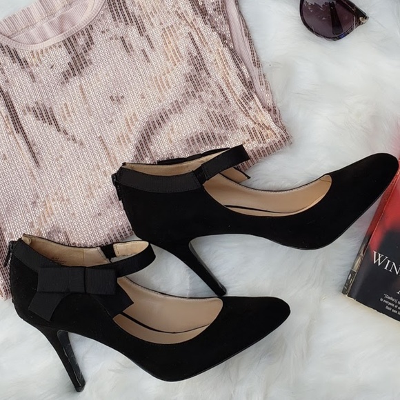Nine West Shoes - HP❤Nine West Suede Black Stilettos - Size: 9